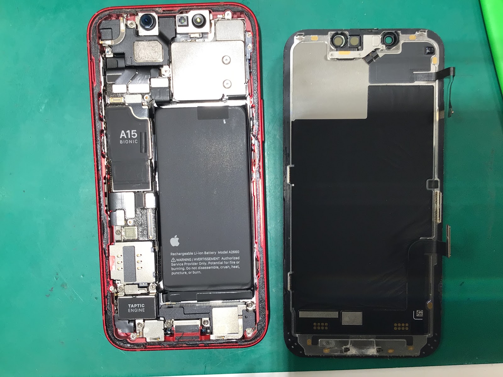 iPhoneSE3の修理はデータそのまま・最短即日修理のiPhone修理工房中野ブロードウェイ店にご相談ください！！